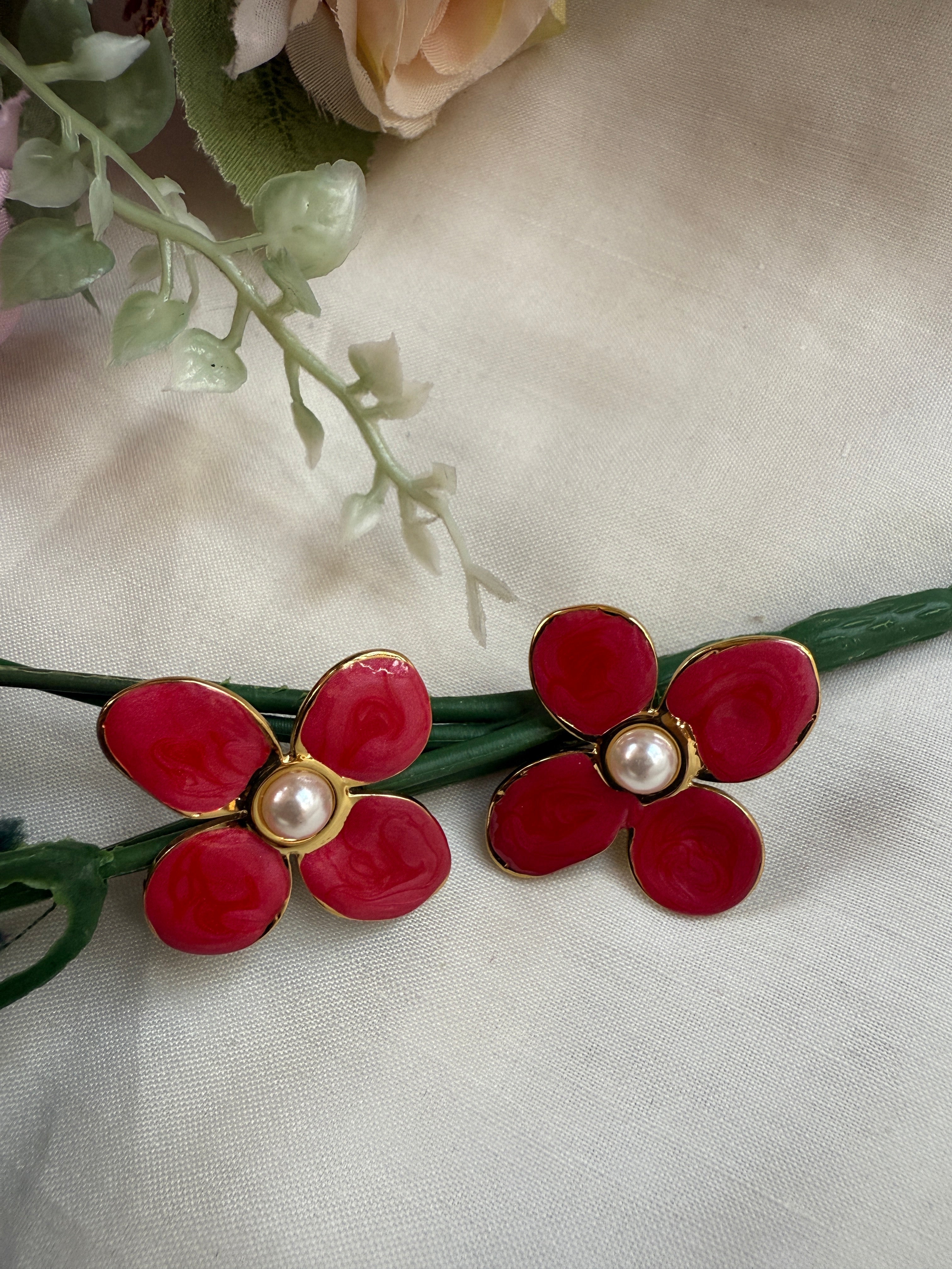 Floral Pattern Pearl Stainless steel Earrings